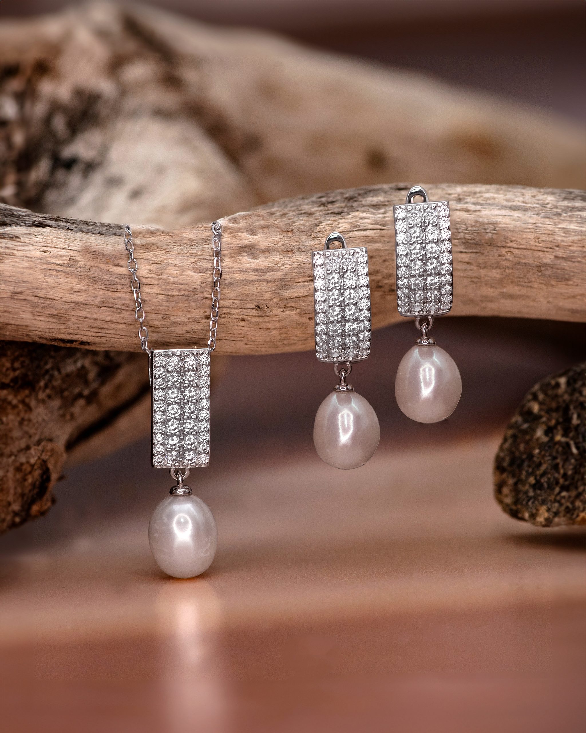 Pearl Half Set
